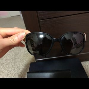 100% polarized Authentic Prada sunglasses